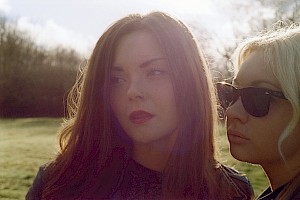 SVMK: HONEYBLOOD (UK)