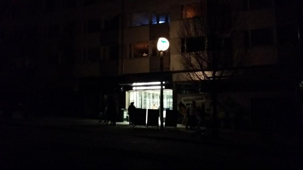 mörkt i kransen
