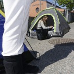 ”Det var enklare för oss att campa”