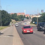 ”Det enda som skiljer cyklisterna från den trefiliga motortrafikleden”