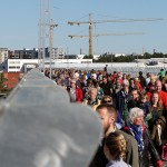Folkvandring på nya bron