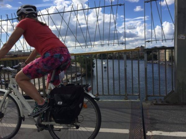 skyddsräcke liljeholmsbron