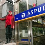 ”Det borde finnas en vid varje tunnelbaneutgång”