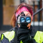 ”En del tackar oss – en del pekar finger mot oss”