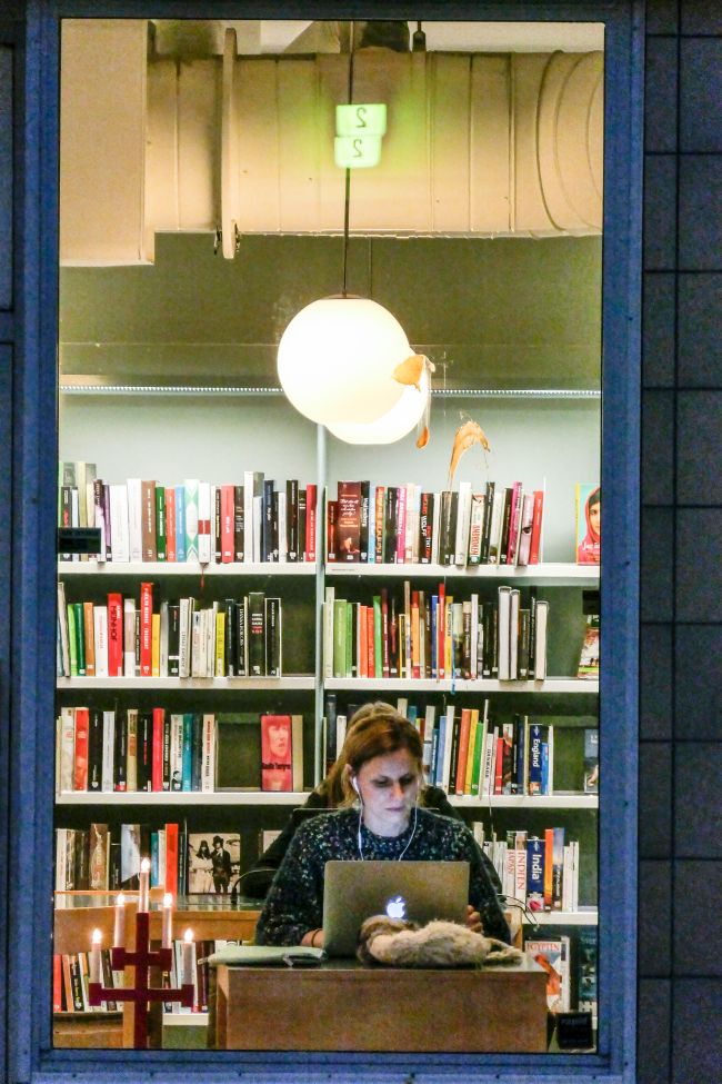 biblio (1 of 2)