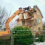 Nu rivs det gamla huset på St Mickelsgatan