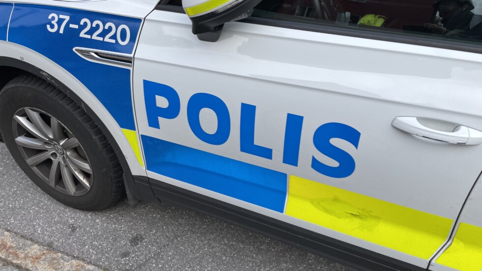 Polis