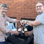 Succé för mikrobryggeri i Mälarhöjden – vänner tar garageprojekt till ny nivå