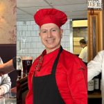 Så laddar restaurangerna för fotbollsfest: Alla vill se ödesmatchen