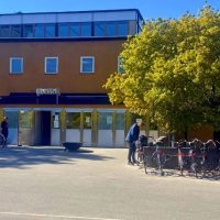 Västertorpshallen sim- och idrottshall. Entré