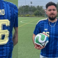 Man, fotboll och fotbollsplan
