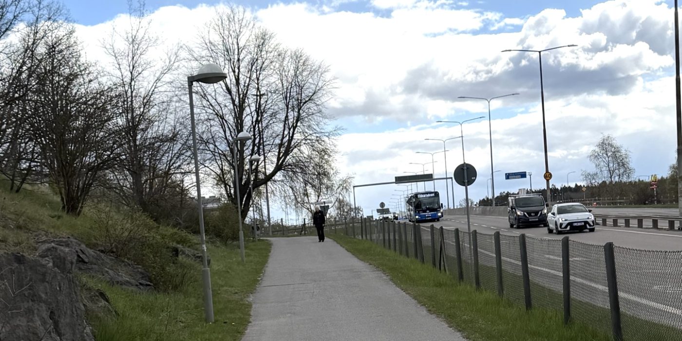 Gångväg